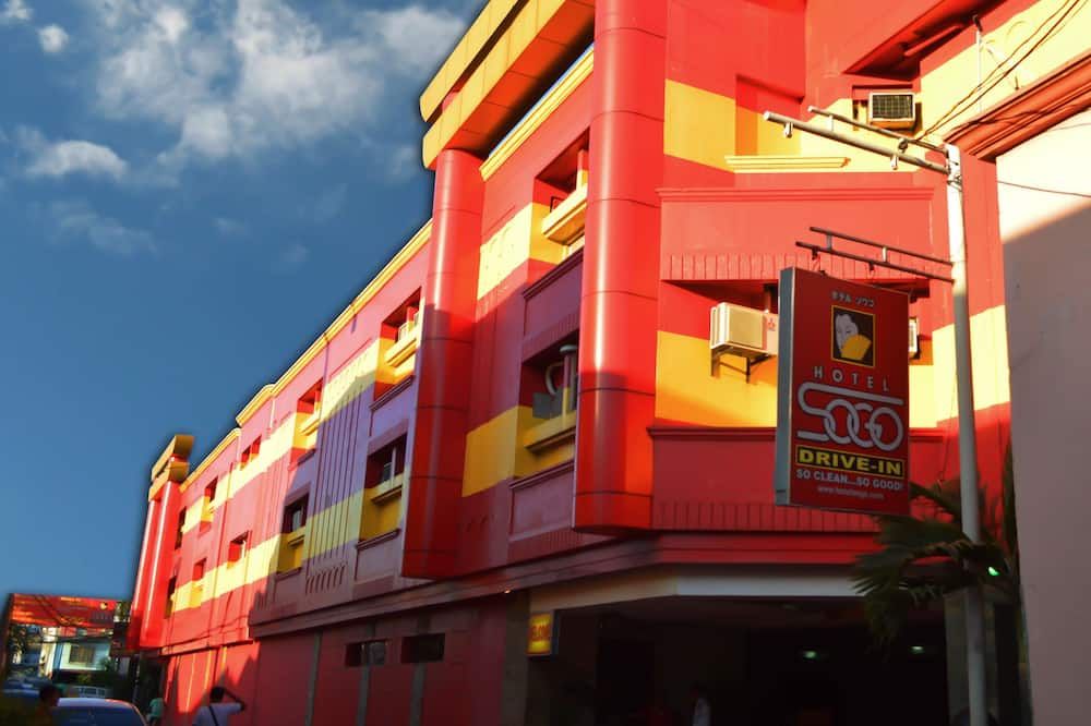 Edifici
