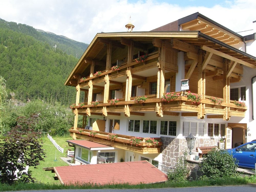 Edifici