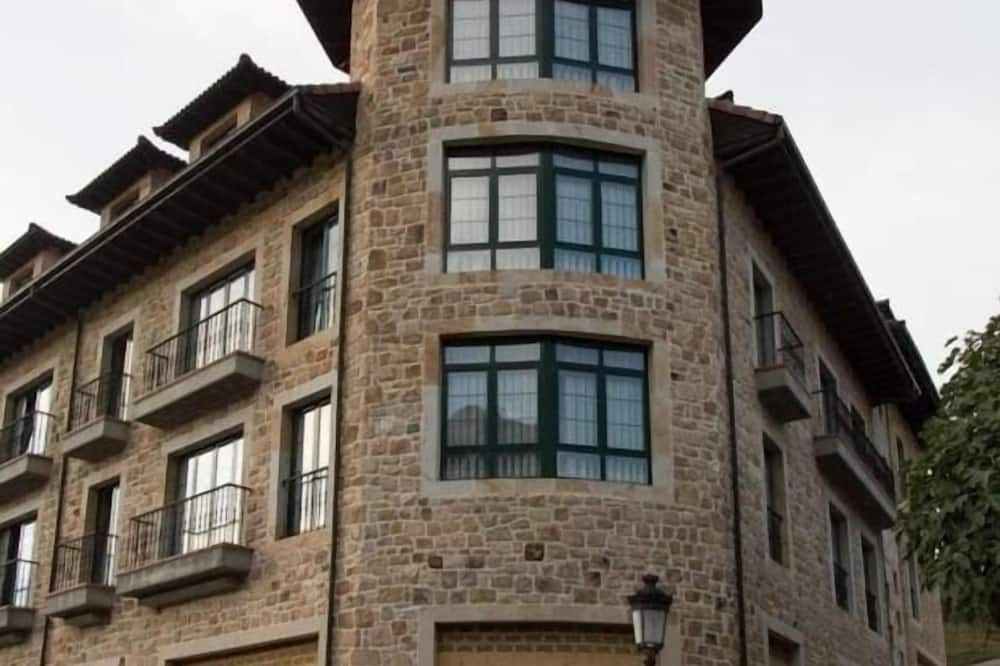 Edifici