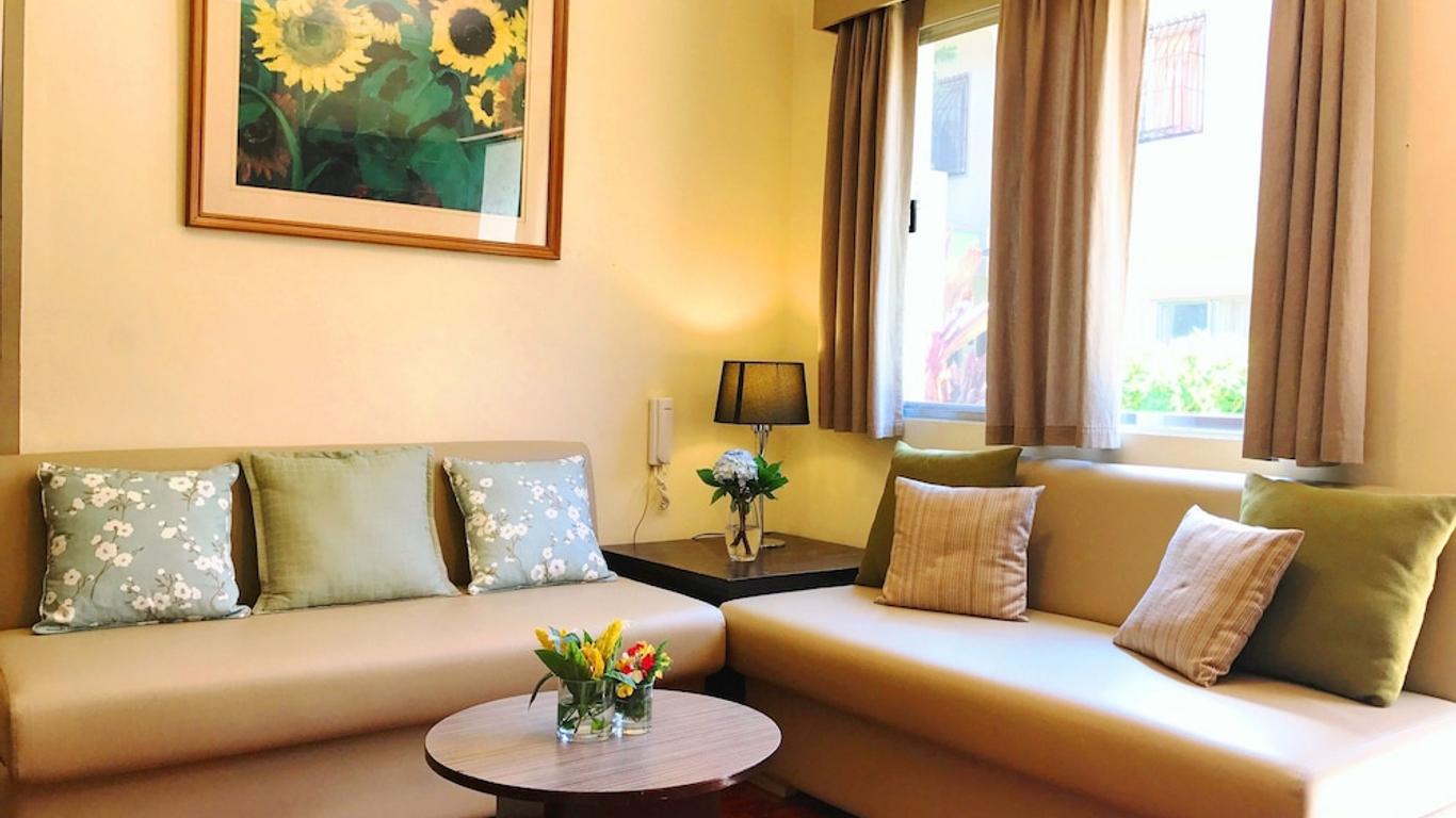 Baguio Holiday Villas