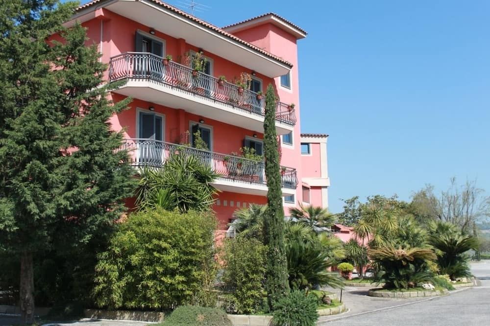 Edifici