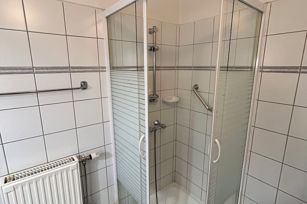 Altres