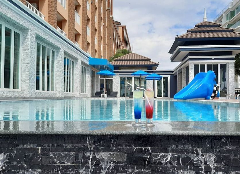 Pool Foto