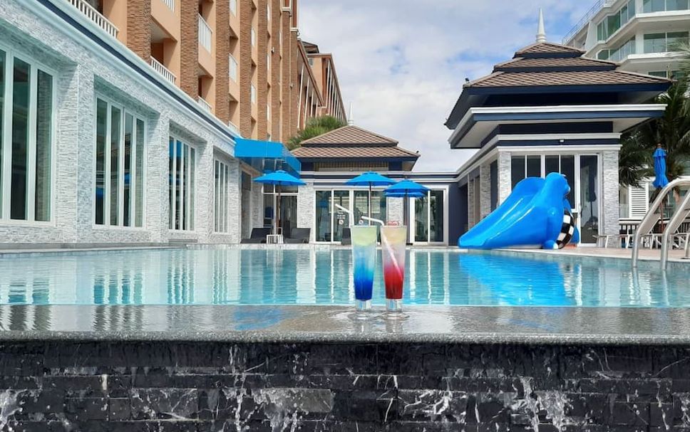 Pool Foto