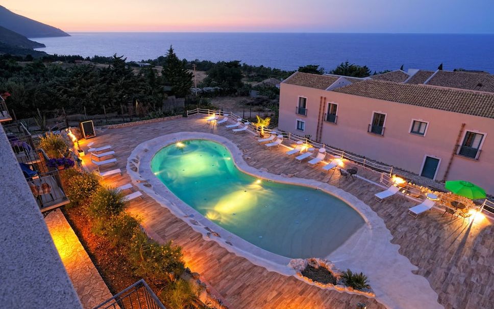 Pool Foto