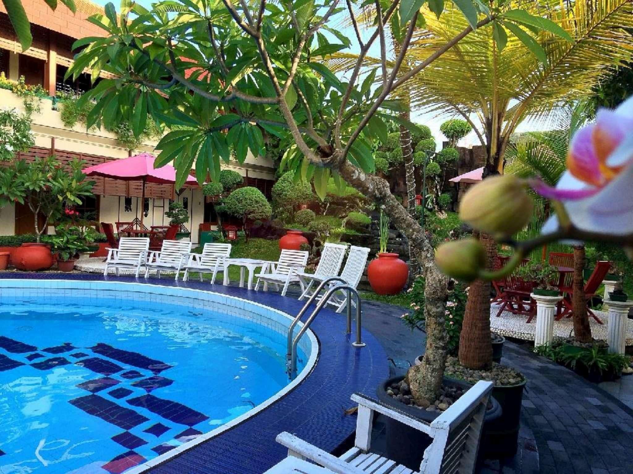 Pool Foto