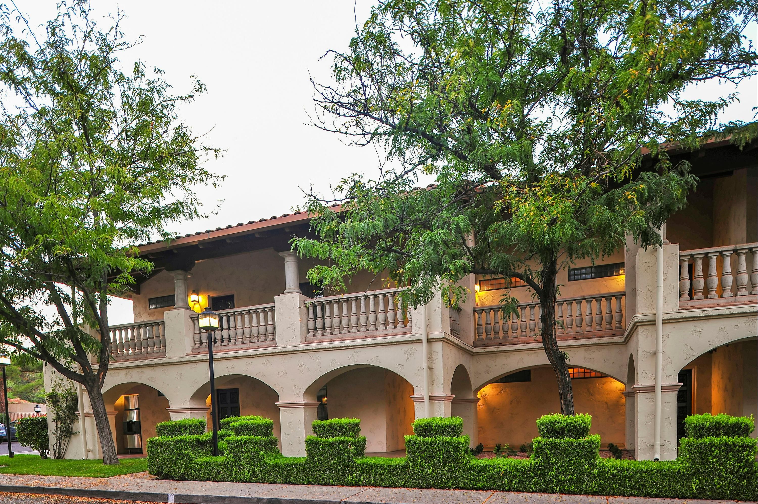 Edifici