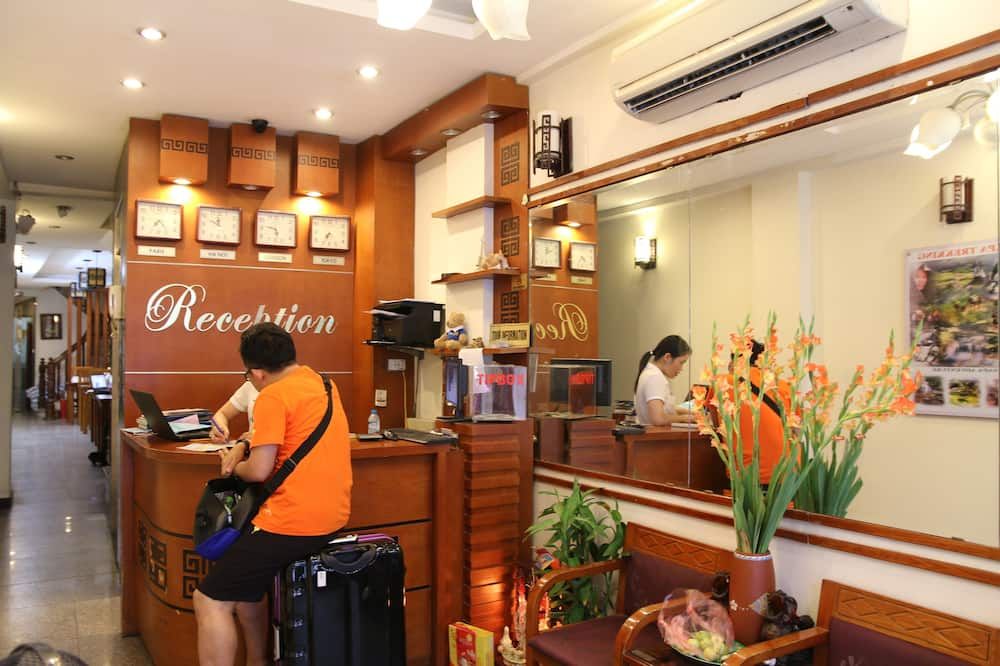 Recepció Foto