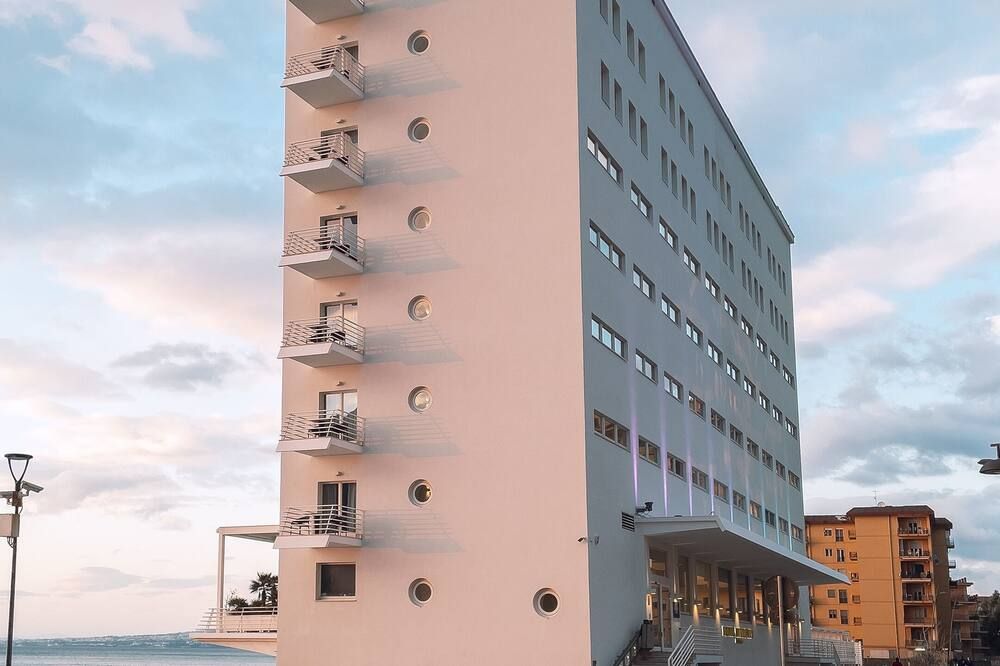 Edifici