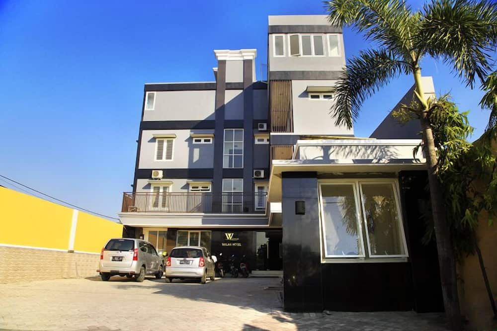 Edifici