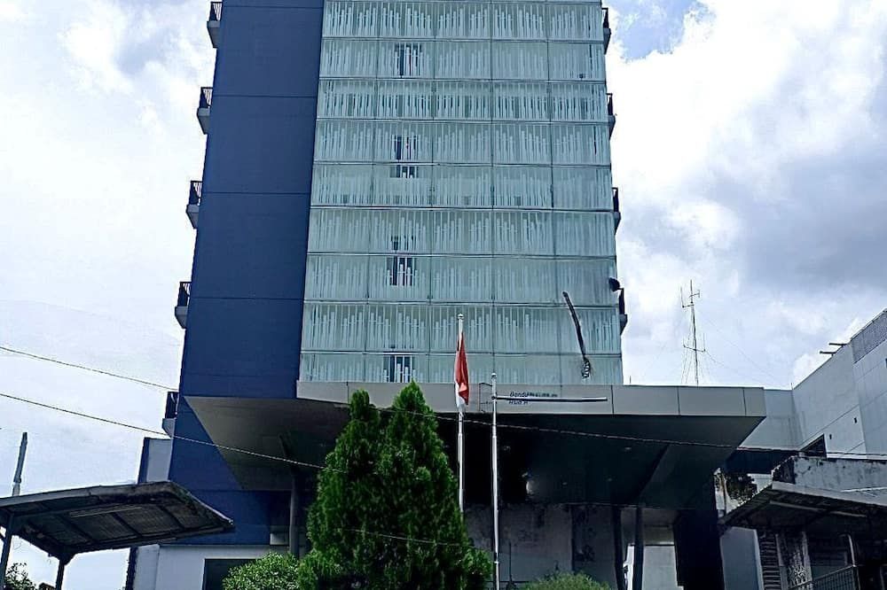 Edifici