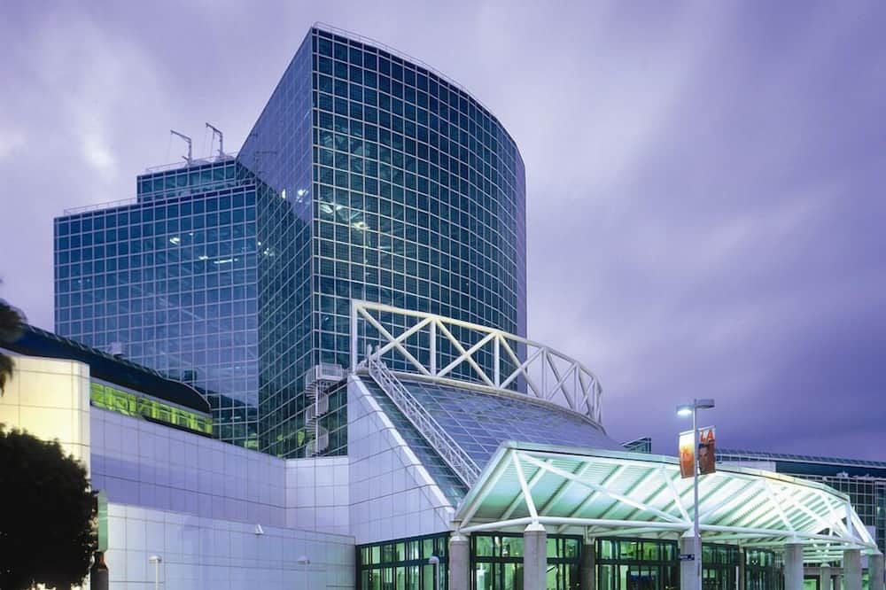 Edifici