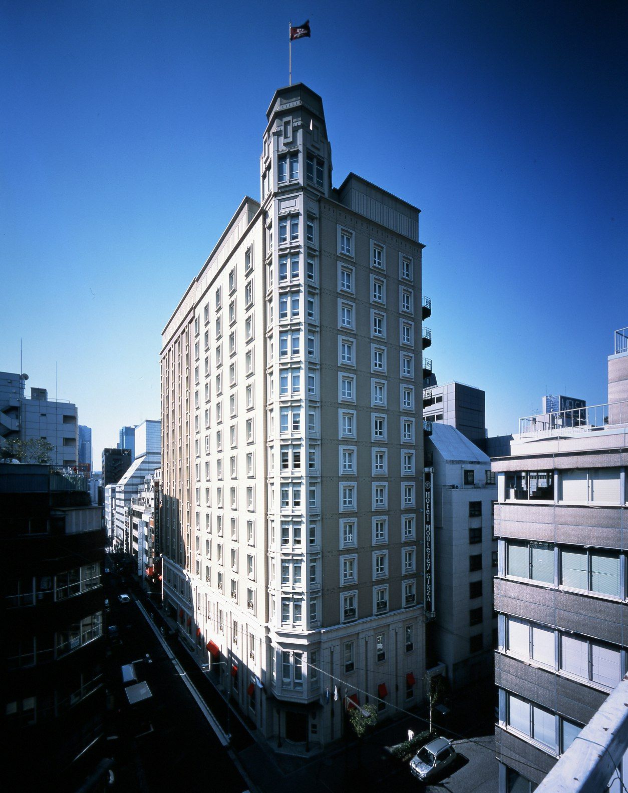 Edifici