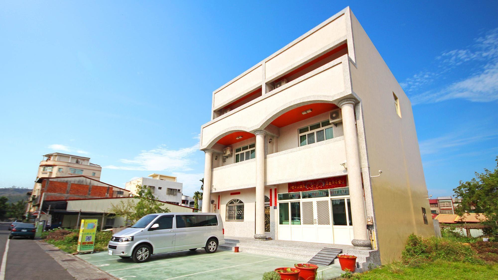 Edifici