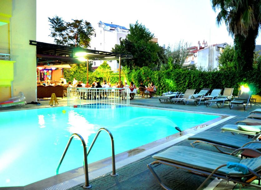 Pool Foto
