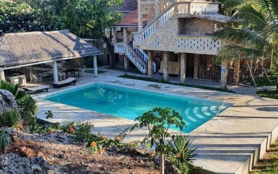 Pool Foto