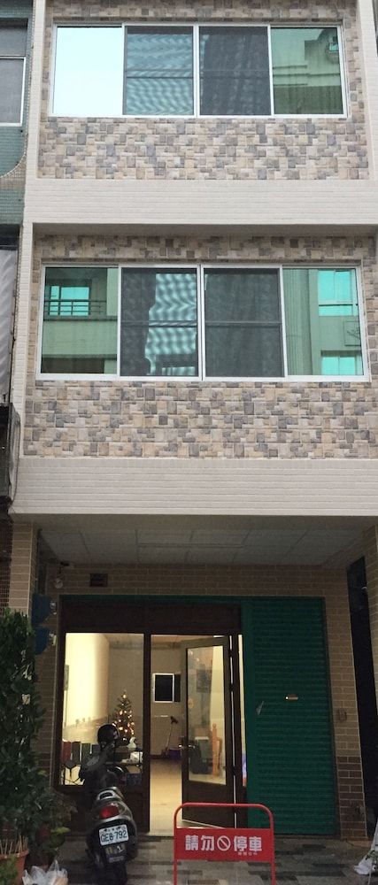Edifici