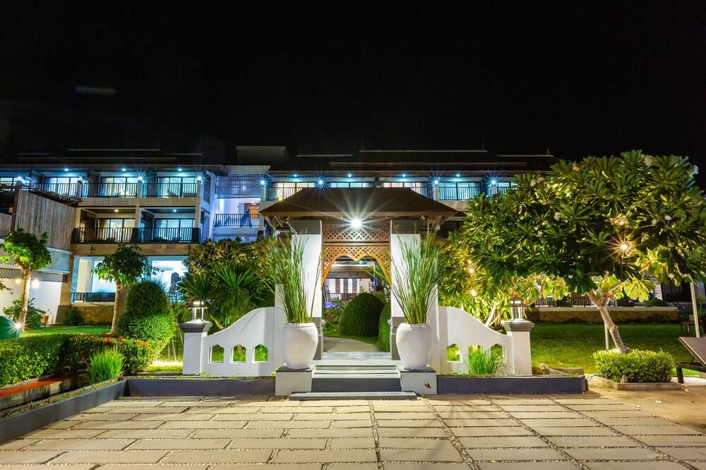 Altres