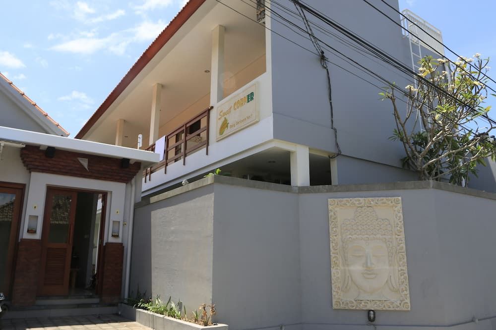 Edifici
