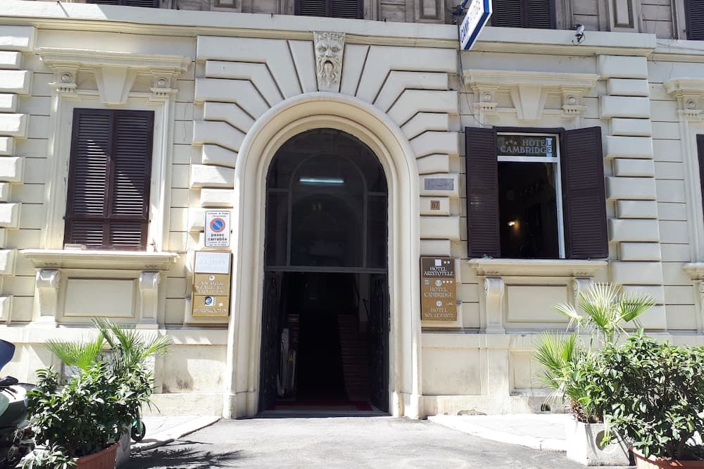 Edifici