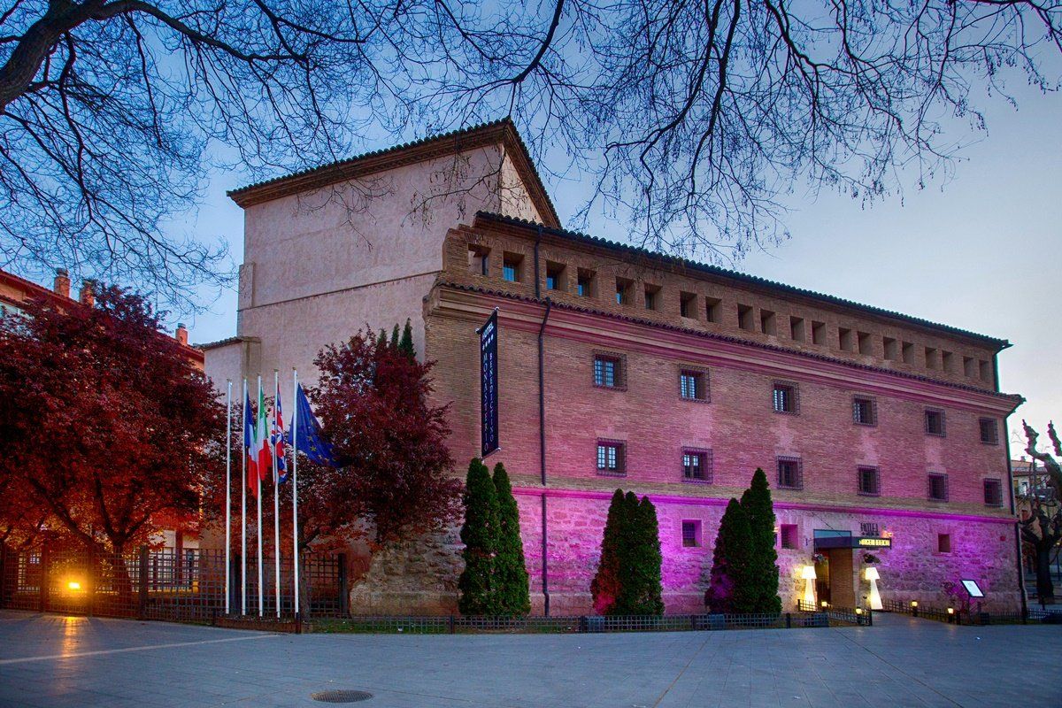 Edifici