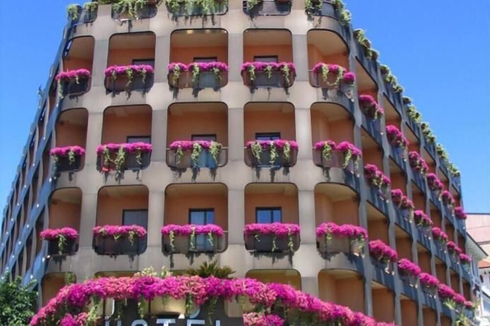 Edifici