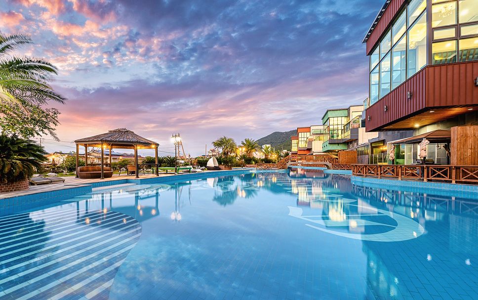 Pool Foto