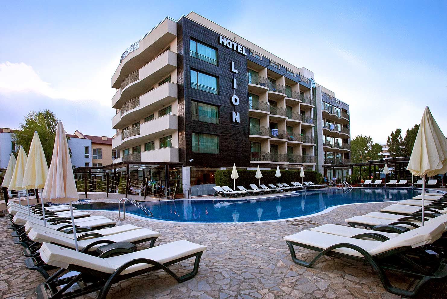 Edifici