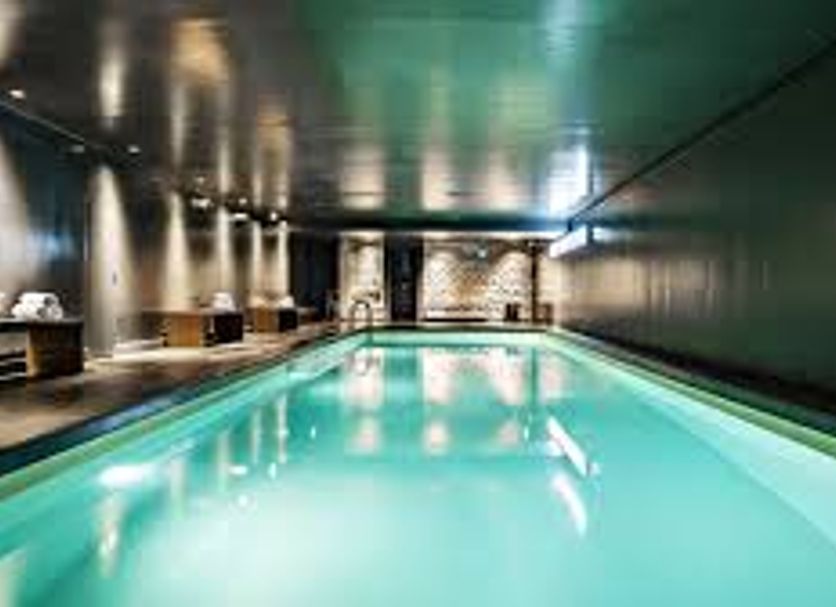 Pool Foto