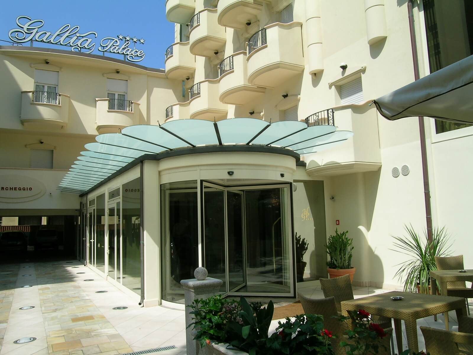 Edifici