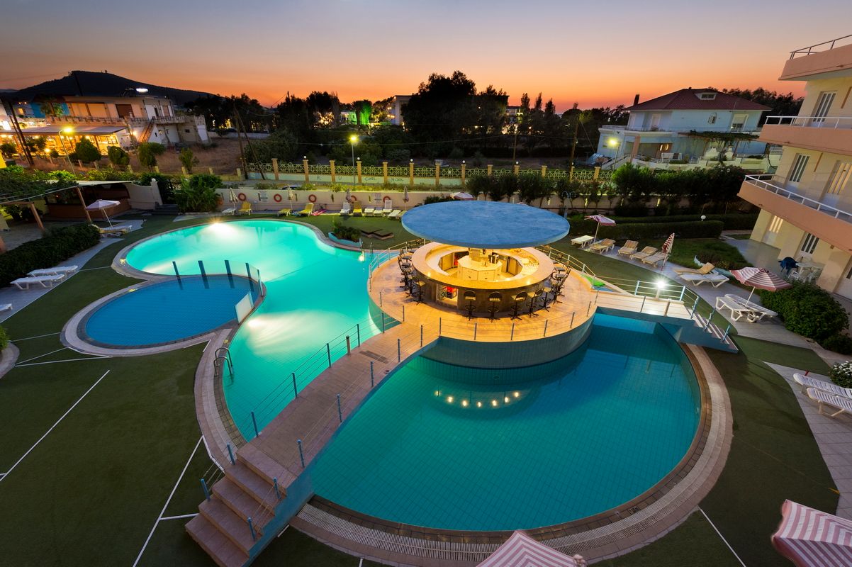 Pool Foto