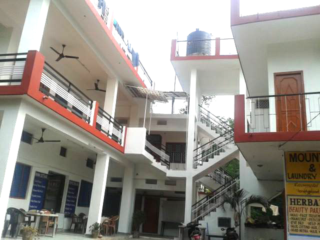 Edifici