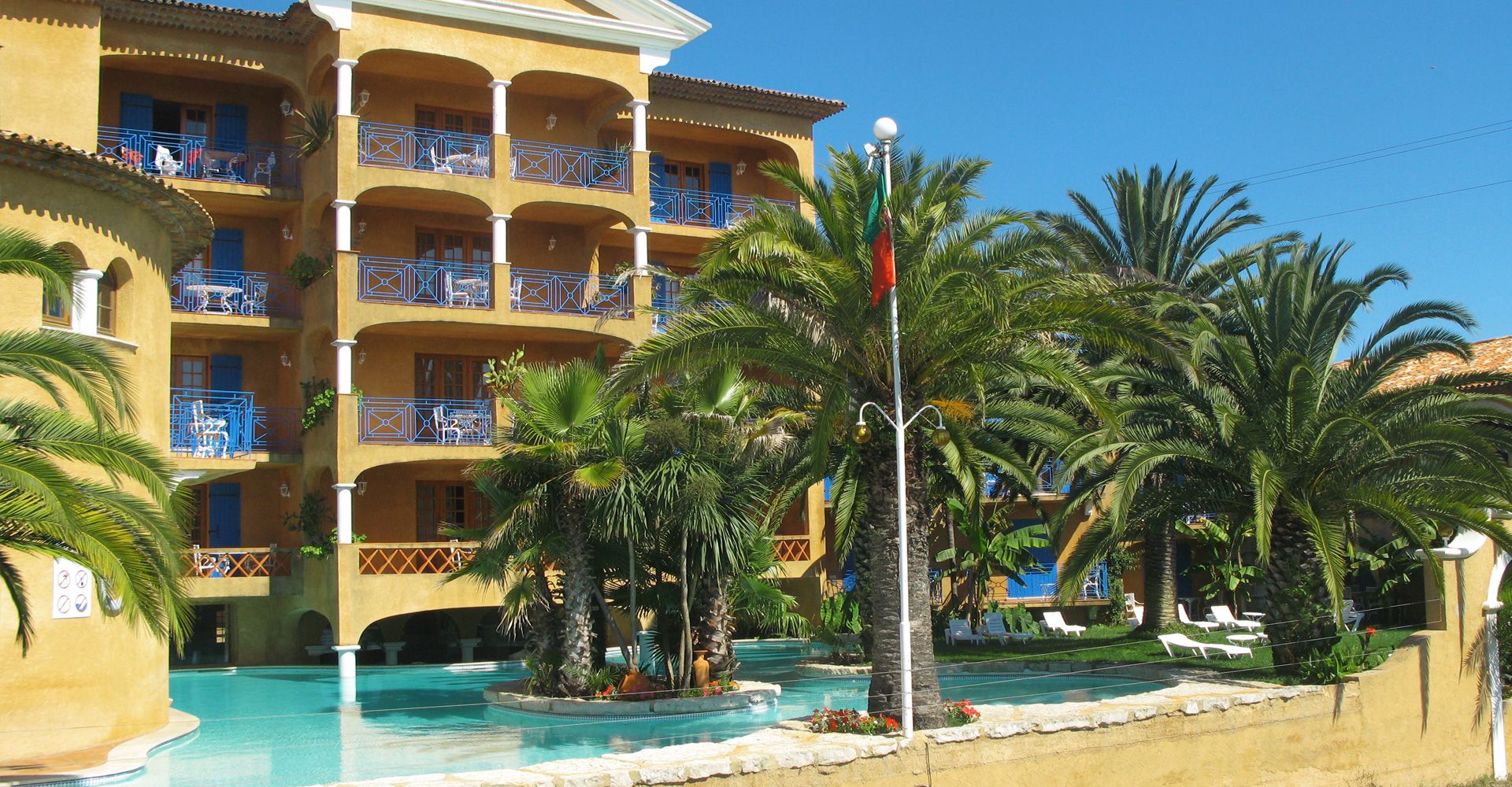 Edifici