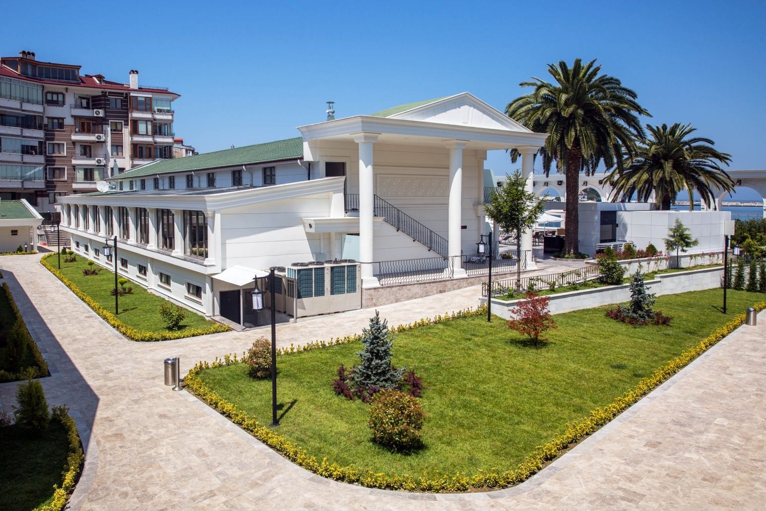 Edifici